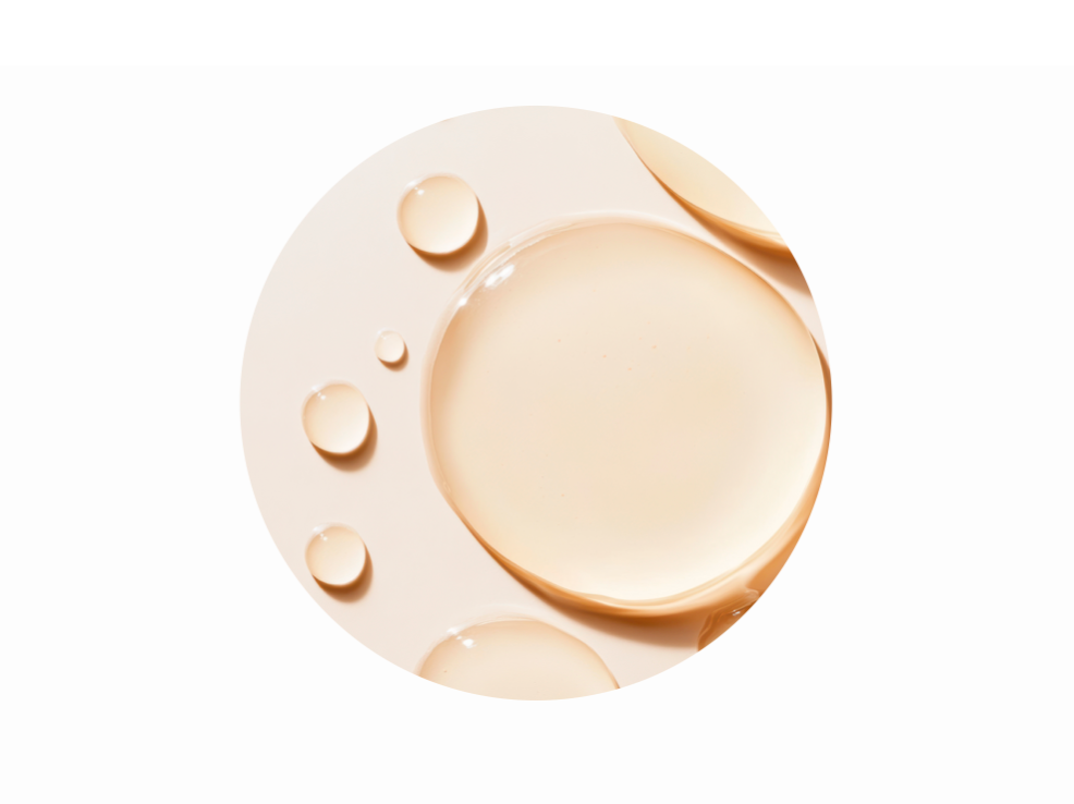 Collagen creams are everywhere — but do they really work? Discover how collagen benefits skin, what soluble collagen does, and which ingredients truly boost collagen production.